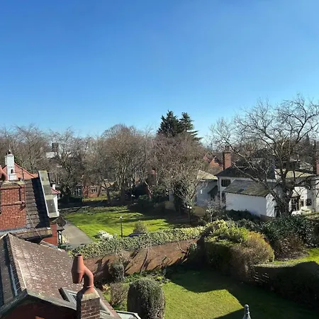 شقة Spacious 2 Bed Flat Headingley Leeds- Free Parking ليدز