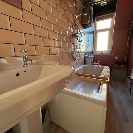 شقة Spacious 2 Bed Flat Headingley Leeds- Free Parking *
